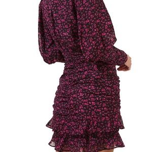 ASTR the Label NWT Claremore dress in Magenta Ditsy xs